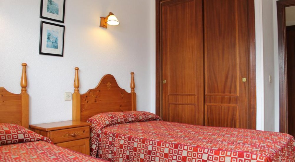 Group Booking Halley Apartments, Benidorm