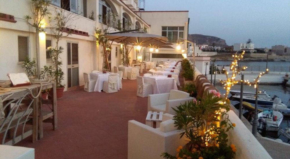 Réservation de groupe Hotel Tirreno, Pizzolungo